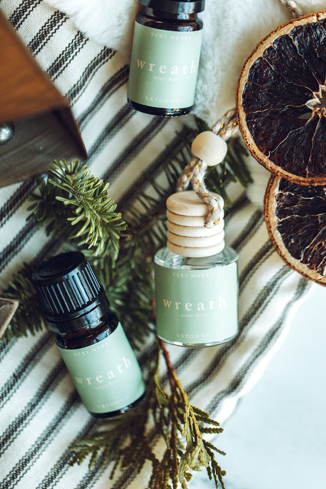 Wreath Winter Berry Essential Oil Blend